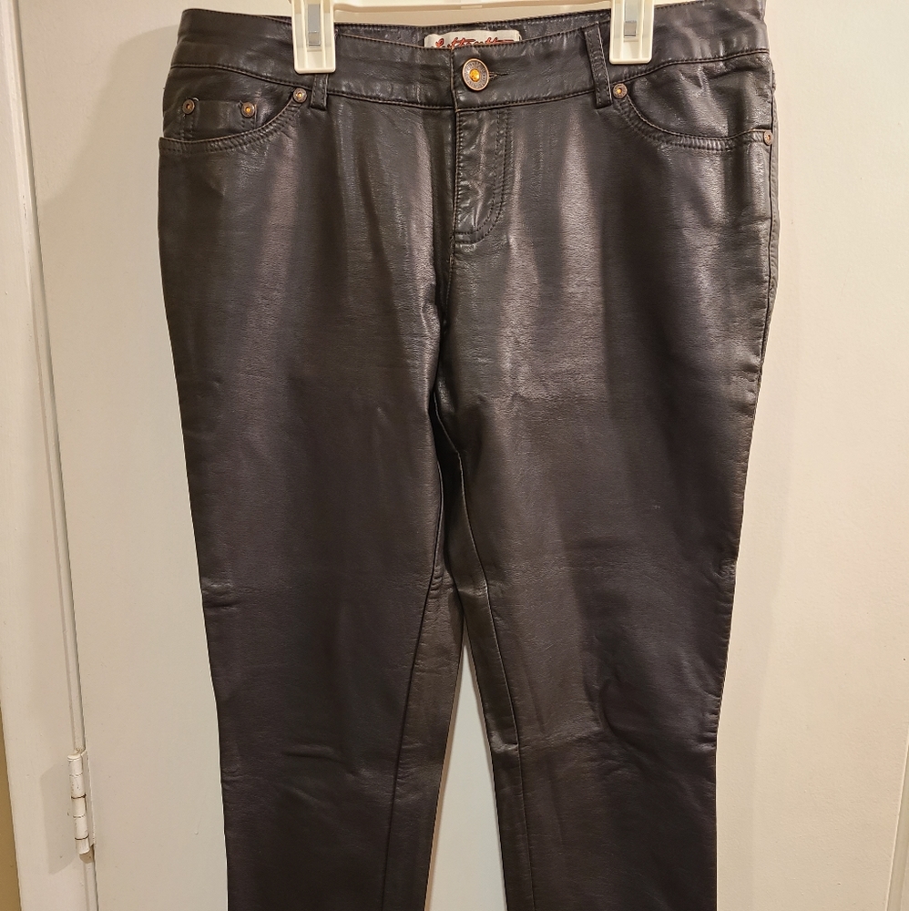 Womens 10 pleather pants